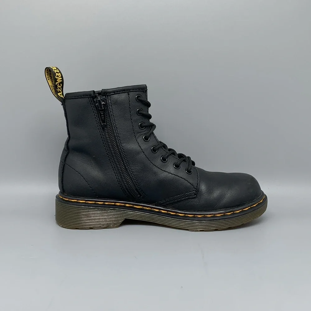 Dr Martens 1460 Leather Boots Youth Sz 2‎